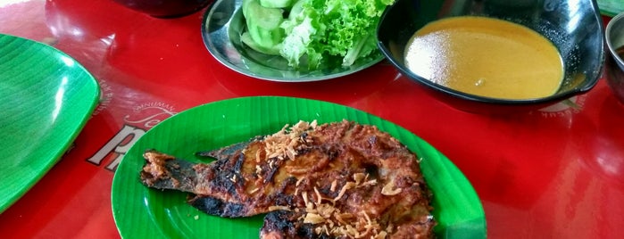 Ikan Bakar Fauzi is one of 20 favorite restaurants.