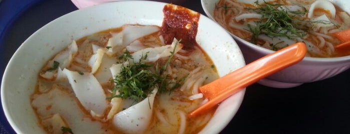 Sungei Road Laksa is one of Singapore for friends.