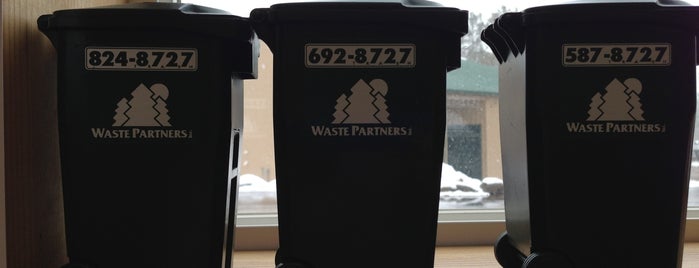 Waste Partners is one of Orte, die Randee gefallen.