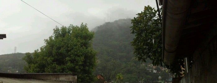 Cachoeira is one of Guarujá.