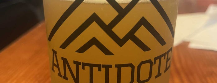 Antidote Tap House is one of Locais curtidos por Dianna.