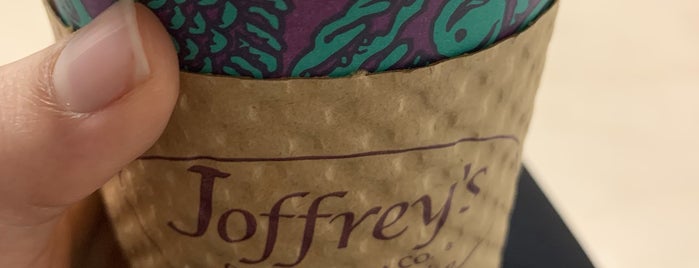 Joffrey's Coffee @ King Faisal Specialist Hospital is one of Lugares favoritos de Shaima.
