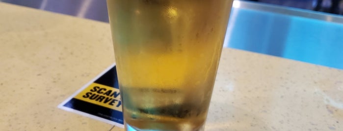 Buffalo Wild Wings Grill & Bar is one of Places I like!.