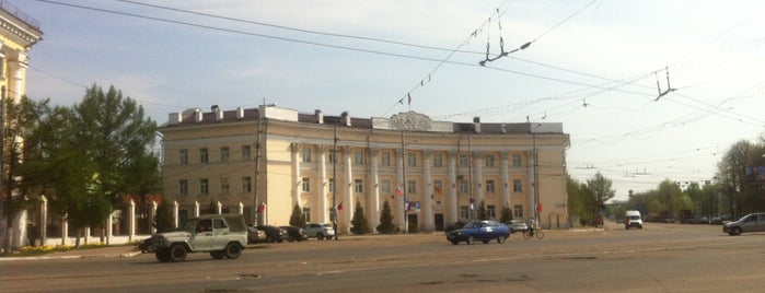 Площадь Гагарина is one of Площади Твери.