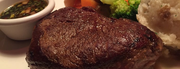 Outback Steakhouse 南町田店 is one of 家族で行きたい！.