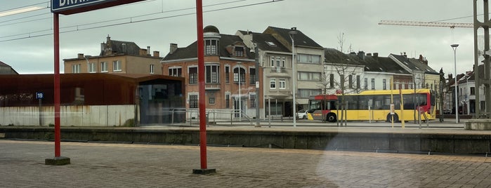 Gare de Braine-l'Alleud is one of SNCB.