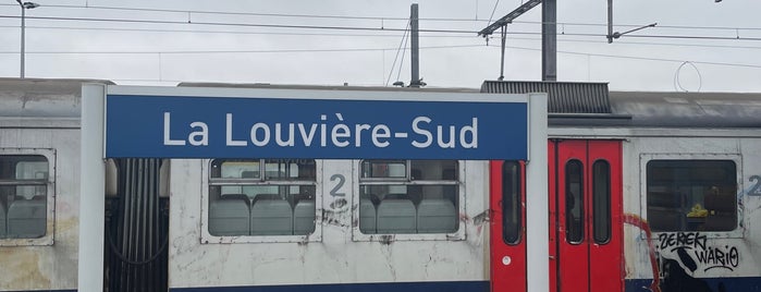 Gare de La Louvière-Sud is one of lieux.