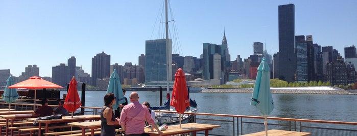 Anable Basin Sailing Bar & Grill is one of Queens?.