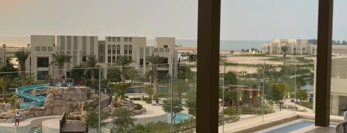 Jumeirah Gulf of Bahrain Resort & Spa is one of 🇧🇭.