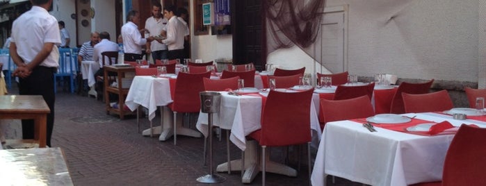 Eski Ev Restaurant is one of Tempat yang Disimpan Gökçen.