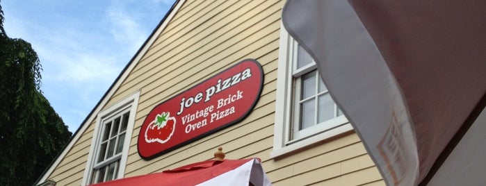 Joe Pizza is one of Matthew's Saved Places.