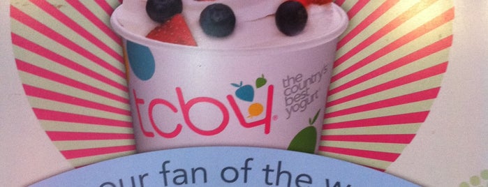 TCBY is one of My #FamouslyHot Spots in Columbia SC | #VisitUS.