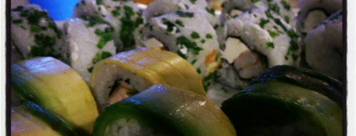 Akitu Sushi is one of Orte, die Denisse gefallen.