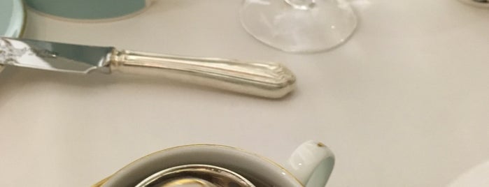 Diamond Jubilee Tea Salon is one of BS : понравившиеся места.