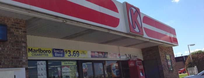 Circle K is one of Laurenさんのお気に入りスポット.