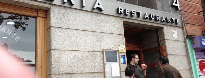 Bar Restaurante Iberia is one of Orte, die Oscar gefallen.
