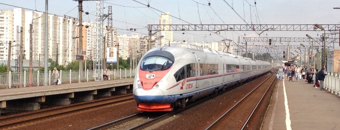 Станция «Грачёвская» is one of Вокзалы и Станции Москвы.