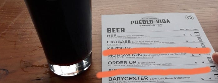 Pueblo Vida Brewing Company is one of Locais curtidos por Christopher.