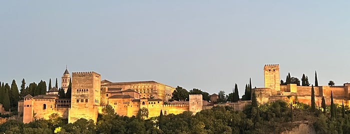 Restaurante Las Tomasas is one of Granada.