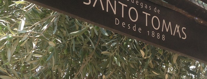 Bodega Santo Tomas is one of Tempat yang Disukai Camilo.