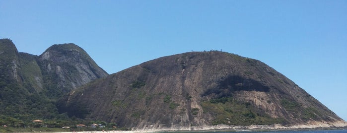 Praia de Itacoatiara is one of สถานที่ที่ Jaqueline ถูกใจ.