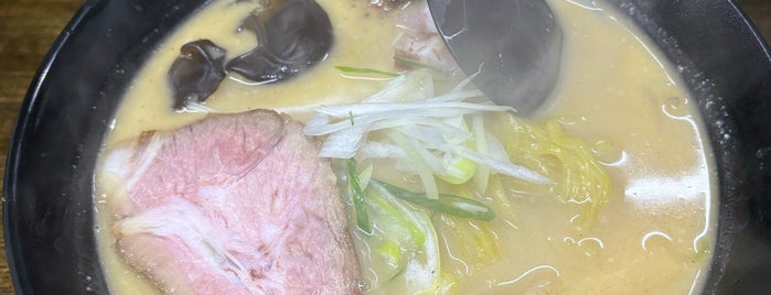 麺屋 響 is one of 札幌ラーメンリスト.