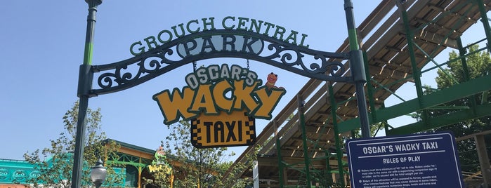 Oscar's Wacky Taxi is one of Tempat yang Disukai Mark.