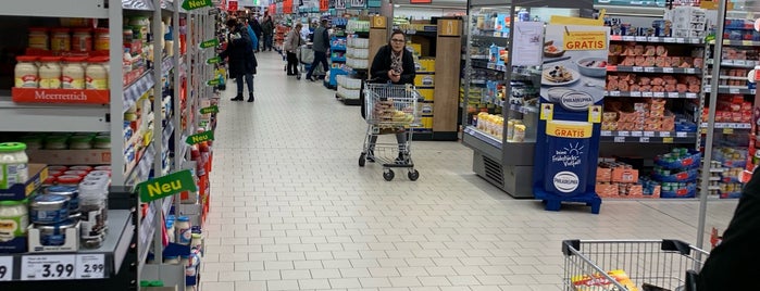 Kaufland is one of Annetteさんのお気に入りスポット.