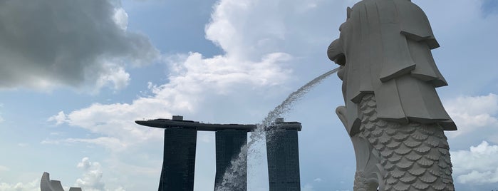 Merlion Park is one of Singapore Trip.