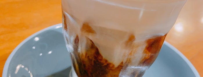 ALEGRIA COFFEE ROASTERS is one of 한국에서 안없어졌으면 하는 곳들.