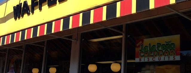 Waffle House is one of Chesterさんのお気に入りスポット.