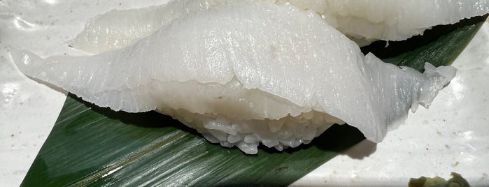 沼津魚がし鮨 流れ鮨 富士宮店 is one of 寿司 行きたい.