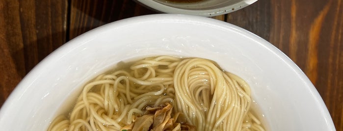 麺処 清水 is one of ごはん.