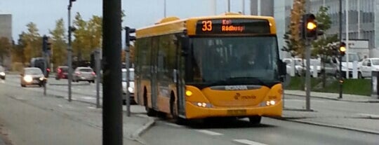 Bus 33 (Rådhuspladsen - Søvang, Rønnevej) is one of Lokale buslinjer i Hovedstadsområdet.