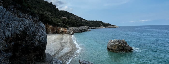 Mylopotamos Beach is one of Πήλιο Summer 2018.