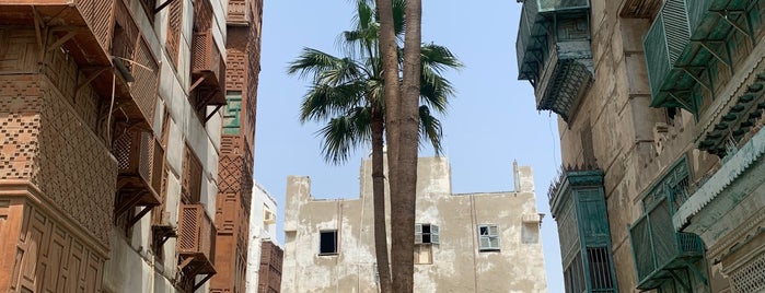 Jeddah Historic District is one of Tempat yang Disukai Lina.
