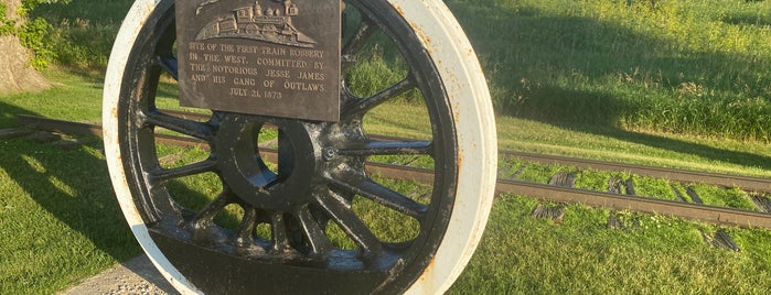 Jesse James' First Train Robbery Site & Historical Park is one of Rick E : понравившиеся места.