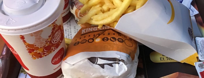 Tarabya Burger King is one of Lugares favoritos de Nihan.