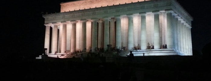 Lincoln Memorial is one of Road Trip To-Do.