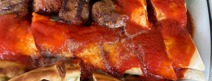Suhan İskender Kebap is one of Saklı lezzetler.