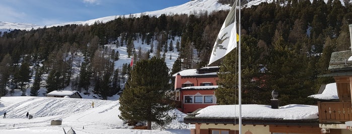 Restaurant Roseg is one of Lieux qui ont plu à Chicco.