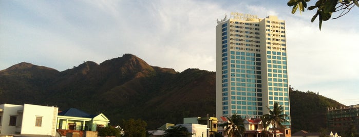 Mường Thanh Grand Nha Trang Hotel is one of Alyonka’s Liked Places.