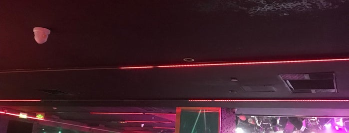 Club 7 is one of Dubai bars.