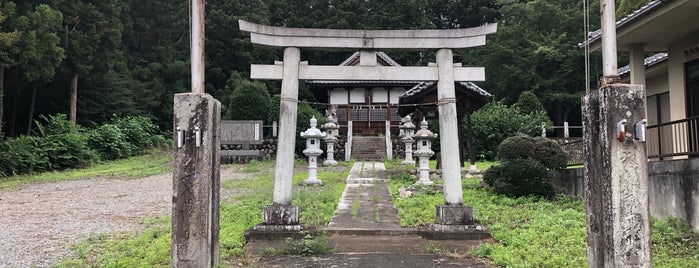 八幡神社 is one of C-S-01.