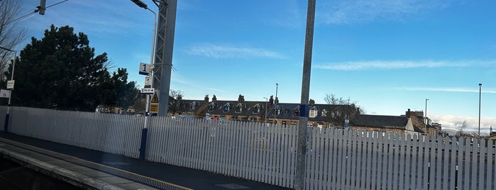 Falkirk Grahamston Railway Station (FKG) is one of East Coast Network.