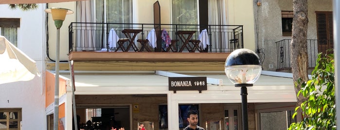 Hostal Bonanza is one of barcelona.