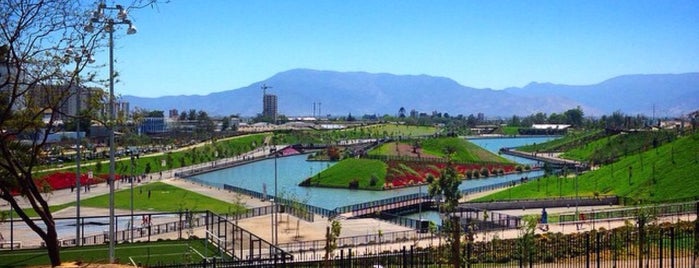 Parque De La Familia is one of Lieux qui ont plu à Nikolas.