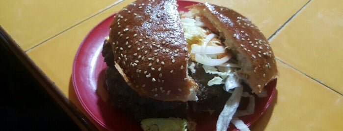 La Hamburgesa is one of La mejor hamburguesa de toluca.