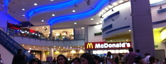 Los Molinos Centro Comercial is one of Adele’s Liked Places.