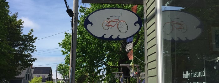 Brad's Recycled Bike Shop is one of Shanna : понравившиеся места.